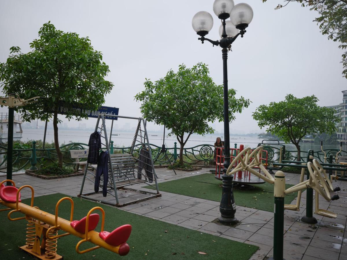 Moonlight Tay Ho Lägenhet Hanoi Exteriör bild